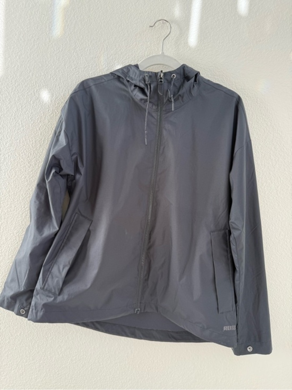 REI Co-op Women’s Rain Jacket Small Black Hooded Lightweight Shell - Picture 1 of 5